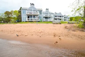 New Remodel Condo | Bayfield Harborside - Image 3