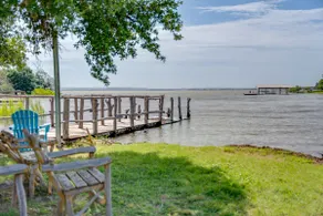 Pet-Friendly Lake Buchanan Retreat w/ Fire Pit! - Image 2