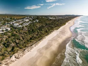 Essence Peregian Beach Resort - Marram 3 Bedroom Luxury Home - Image 2