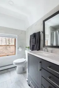 Luxury 3Bed Private Apartment with parking - Image 4