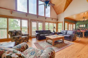 Secluded Cove & Fire Pit: Lake Wedowee Getaway - Image 3