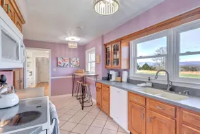Boho Mtn: Clean 5Br w Heated Pool, Hottub, Brewery - Image 5