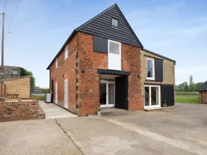 The Oast - Uk43087 - Image 2