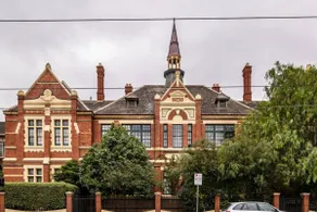 Inner City Living in a Modern Slice of History - Image 4