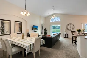 Beautiful 4 Bedroom 3 Bathroom pool & spa Villa villa - Image 2