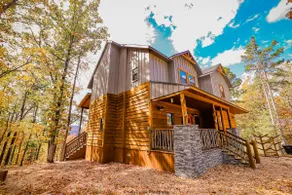 3 BR Luxury Cabin & Hot Tub near Buffalo River! - Image 2