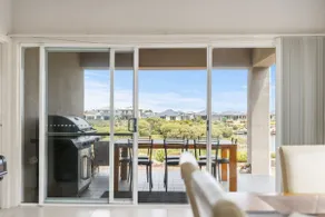 Beautiful Island Blanche Pde Hindmarsh Island - BYO Linen - WiFi - Image 5