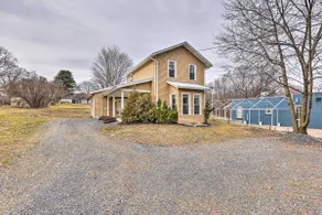 Lovely Finger Lakes Vacation Home Near Seneca Lake - Image 3
