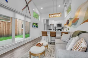 Telluride Bungalow - Image 2