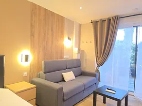 APPT: Jacuzzi, terrace, closed parking - Image 5