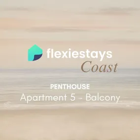 Homely Penthouse w/ Balcony, Free Parking & Wi-Fi - Image 4