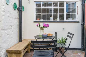 Rogue's Cottage - Secluded gem by the sea - Image 5