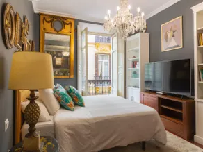 Beautiful apartment with views of the historic street and the church of San Juan - Image 5