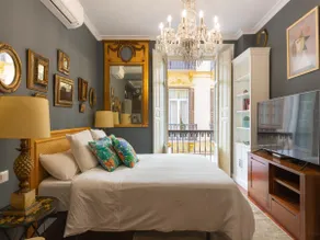 Beautiful apartment with views of the historic street and the church of San Juan - Image 4
