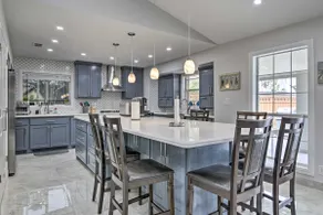 Patio & Grill: Spacious Gem Near Gulf Coast! - Image 2