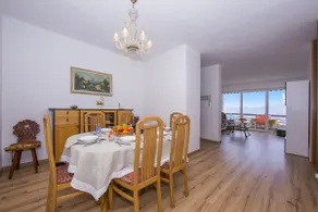 Familienorientiertes schönes Apartment mit Pool und Terrasse | Seeblick - Image 4