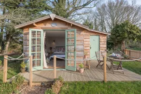 Pebble Lodge, Toad Hall, Wangford - Image 2