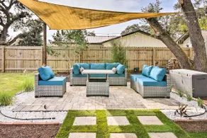 Emerald Coast Vacation Rental: 1 Mi to Beach - Image 2
