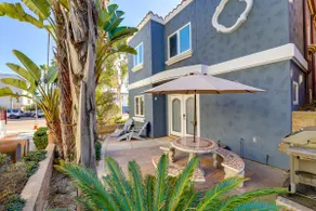 Massive Dream Beach Home - Dog Friendly, AC, Steps2Sand - Image 2