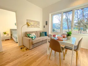 Banfi Suite - park view - Image 2