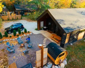 Brand New Cabin w/ Sauna, Fire Pit & Fireplace - Image 2