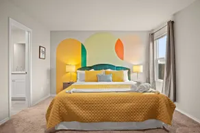 Spacious | Close to River Float | Sleeps 10 - Image 3