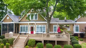 Lovely Lake Escape on Lake Oconee with game room, hot tub and fire pit - Image 4