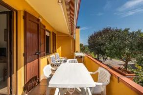 Estay - Appartamento fiorito - Beach - AirCon - WiFi - Image 3