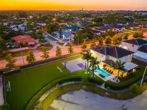 Pickleball/Gameroom/Soccer Field/Pool - Image 5