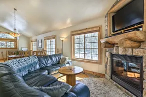 Mountainside Winter Park Ski Home w/ Hot Tub - Image 5