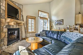 Mountainside Winter Park Ski Home w/ Hot Tub - Image 3