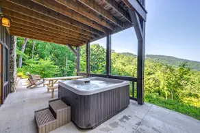 Hot Tub + Pool Table: Cozy Franklin Cabin! - Image 2