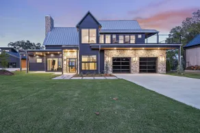Unbelievable lake or golf course views from every room! - Image 4