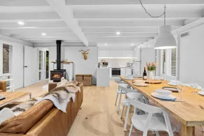 The Coast Country Cottage - Image 4