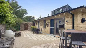 Donlen Cottage Wentworth Falls 180 Degree Views - Image 2