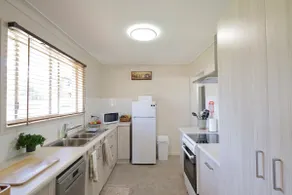 Family Retreat in Central Tenterfield - Image 4