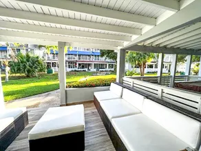 3BR Villa Mira - short stroll from the Beach & Poo - Image 3