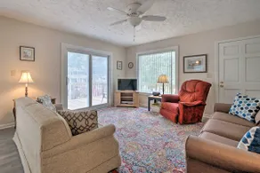 Cozy Oak Island House < 1 Mi to Beaches! - Image 2