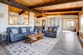 'Ocean Vista' Gold Beach Getaway! - Image 5