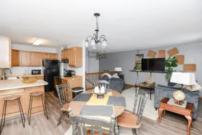 NEW Eco Chic Townhome off 25th - Image 4