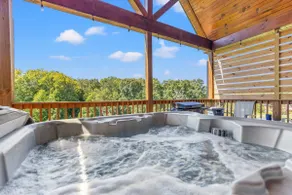 Daze Off - Natural Bridge Luxury Hot Tub SUP Ky - Image 3