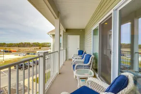Bright Lewes Condo w/ Balcony, 7 Mi to Beach! - Image 2