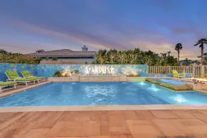 Stardust: Pool, Spa, FirePit, BBQ, EV Charger! - Image 3