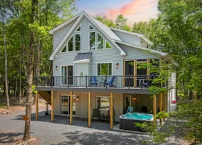 Maple Oasis by Avantstay Newly Built w/ Hot Tub, Game Room & Fire Pit - Image 2