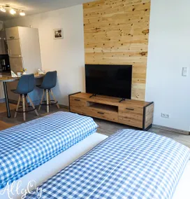 Absolutely quiet, beautiful apartment with wonderful mountain views and swimming pool - Image 3