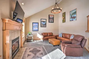 Family-Friendly Oregon Vacation Home w/ Yard - Image 4