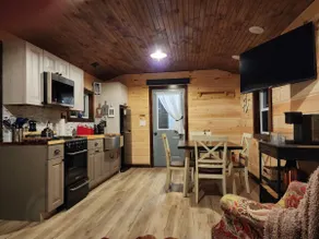 Nauti River Cabin. Private and cozy - Image 2