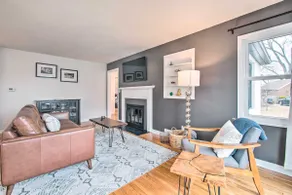 Pet-friendly Uptown Normal Home: Steps to ISU - Image 4