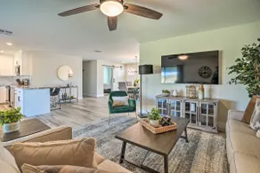 Golfer's Haven! Gem w/ Patio & Grill in Sun City - Image 5