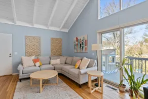 Contemporary Saltbox In New Seabury! - Image 4